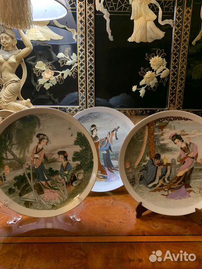Китайские коллекционные фарфоровые тарелки