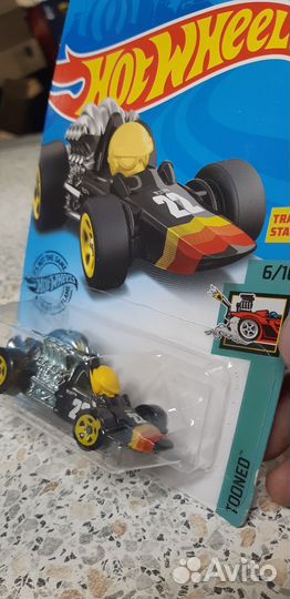 Модель Hot Wheels Head Starter