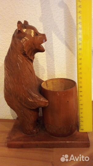 Деревянный медведь с бочёнком - карандашница. СССР