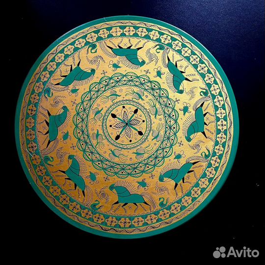 Табурет. Мезенская роспись