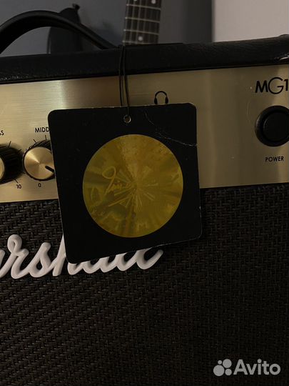 Гитарный комбоусилитель Marshall MG15CF Gold