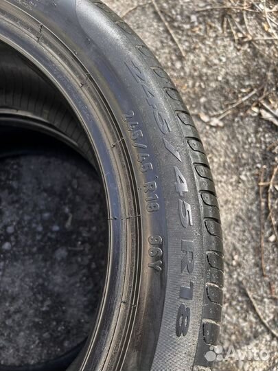 Pirelli Cinturato P7 245/45 R18 и 275/40 R18 99Y