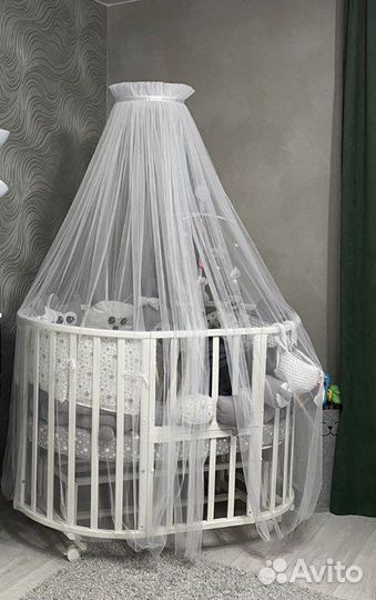 Детская кроватка, матрас,балдахин