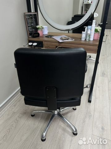 Парикмахерское кресло с откидной спинкой Сафура купить в Москве ...