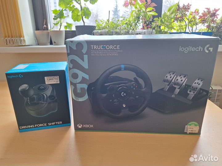 Руль Logitech G923 + Logitech Driving Force Shifte