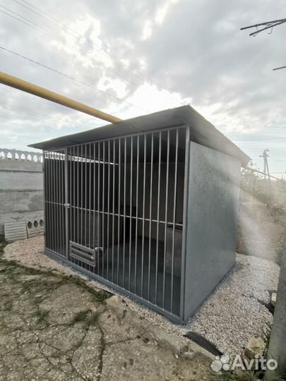 Вольер на 2 овчарки с будками