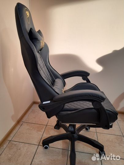Компьютерное игровое кресло (подставка для ног хит