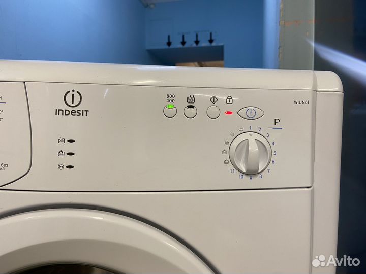 Узкая стиральная машина Indesit на 3,5 кг (33 см)