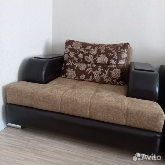 Продаётся кресло