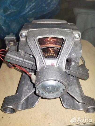 Двигататель стиральной машины Candy