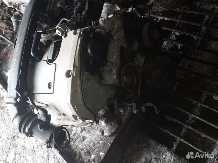 Двигатель R1110163401 Mercedes C180 W202