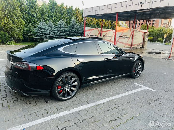 Tesla Model S 470 л.с. AT, 2014, 150 000 км
