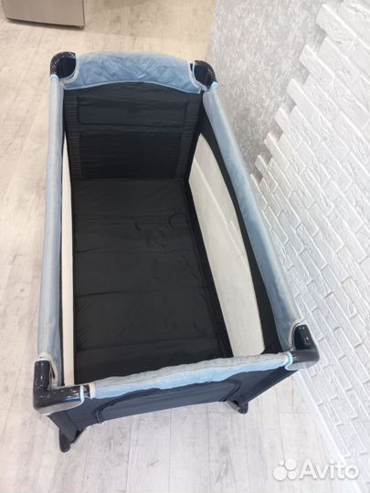 Детская кровать-манеж