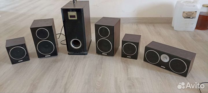 Акустическая система сабвуфер