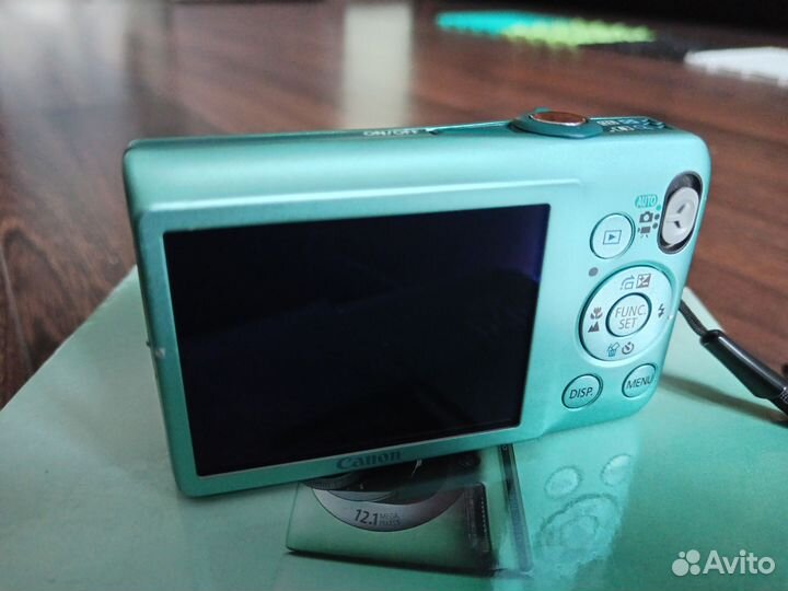 Компактный фотоаппарат canon ixus