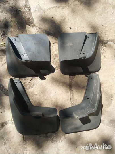 Брызговики Деу нексия (комплект новые)