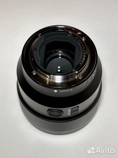 Sony FE 85mm f/1.8