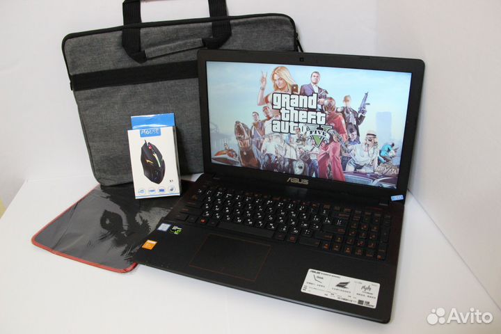 Игровой ноутбук Asus + сумка, мышка, коврик