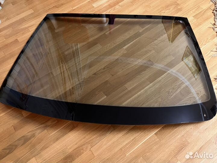 Лобовое стекло LADA granta (скол )