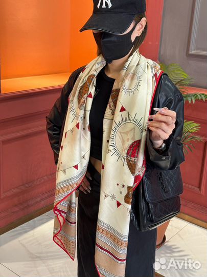 Платок Louis Vuitton 