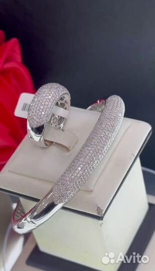 Золотой набор с бриллиантами