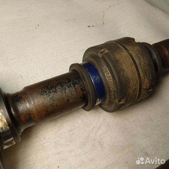 Привод пр/лев mitsubishi lancer cedia 4G93