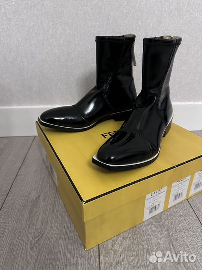 Fendi Ботинки женские размер 37,5