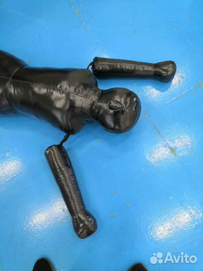 Манекен для самбо двуногий 1.7 м кожа 1.8 мм DNN