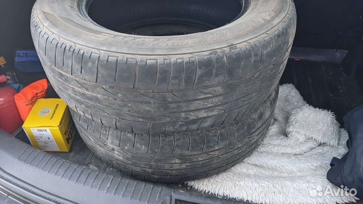 Bridgestone Dueler H/P 215/65 R16 98