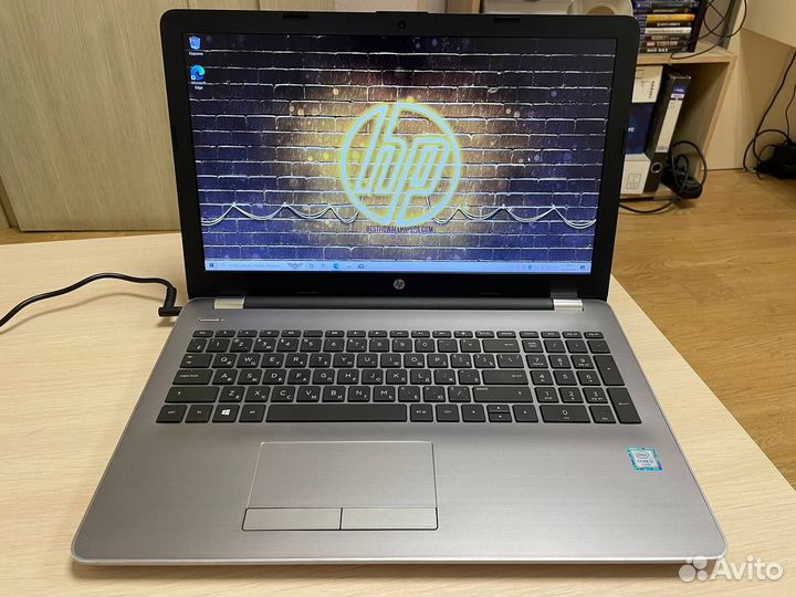 Современный HP 8GB 240SSD Full HD