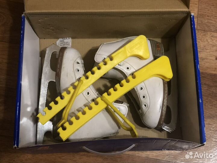 Коньки фигурные Riddle р-р 11