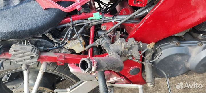 Suzuki RF400 по запчастям