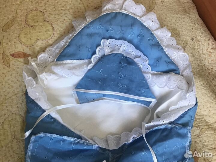 Комплект на выписку для мальчика новый