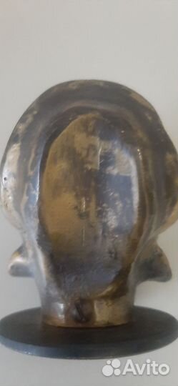 Голова обезьяны. Бронза, латунь