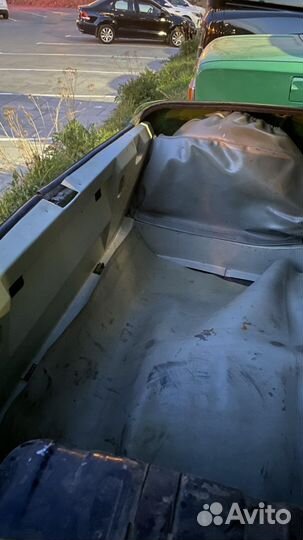 Светлый пластик багажника 2106