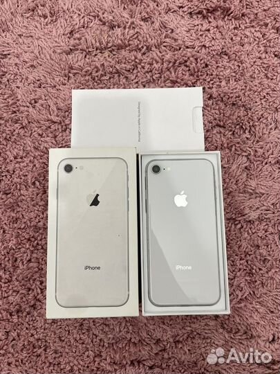 iPhone 8 64 гб