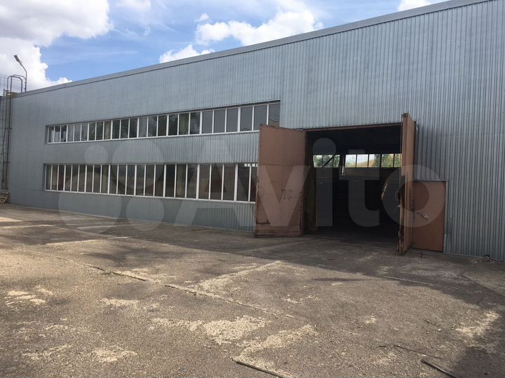 Склад, 6800 м²