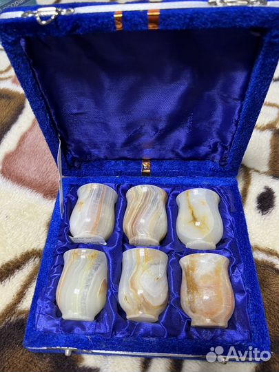 Стопки из оникса