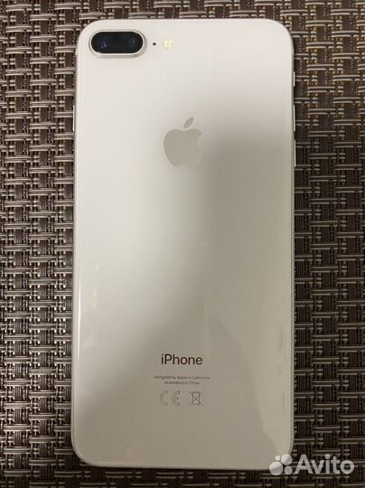iPhone 8 Plus, 64 ГБ