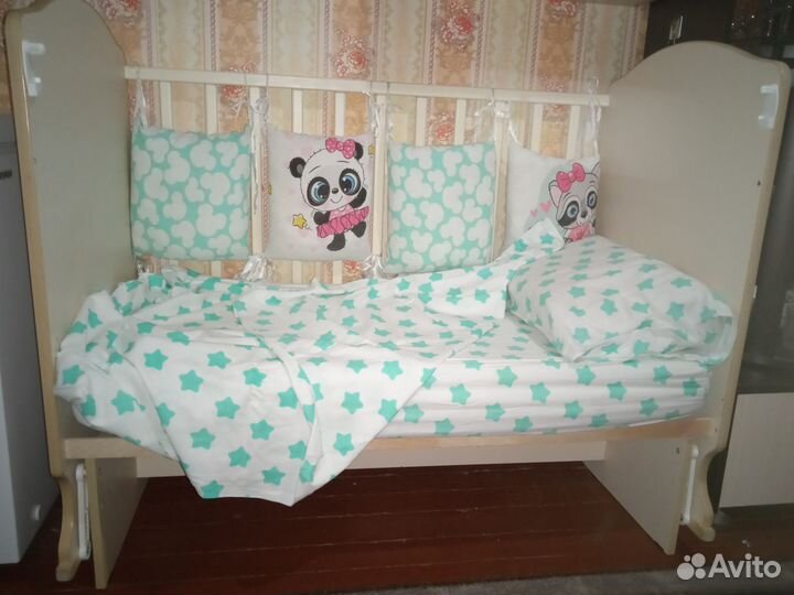 Детская кровать с мягкими бортиками