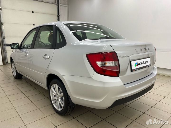 LADA Granta 1.6 AT, 2024, 530 км
