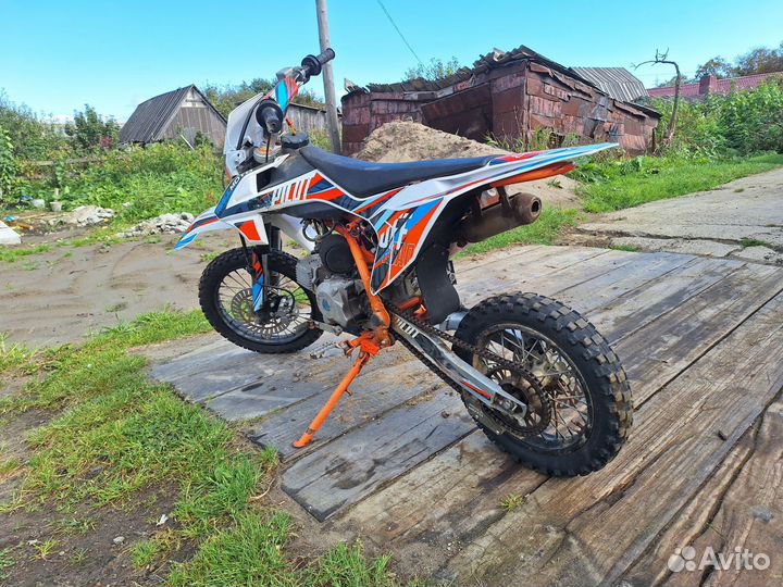 Regulmoto Pilot. 10/14