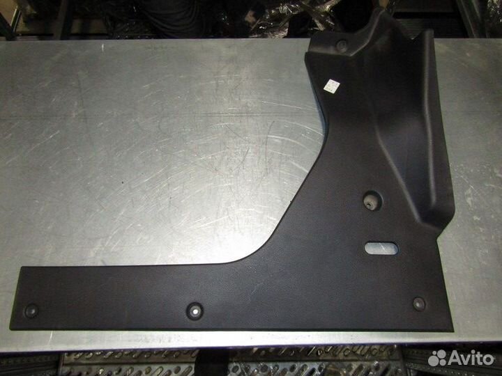 Обшивка стойки i40 2011