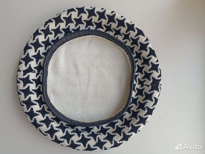 Берет новый женский