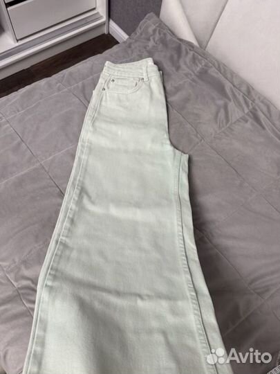 Джинсы женские
