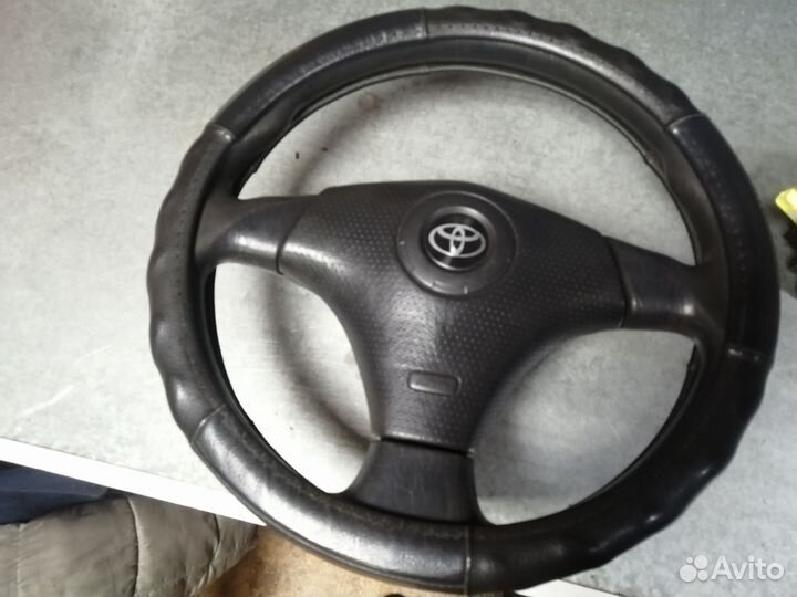 Руль Toyota corolla ранкс
