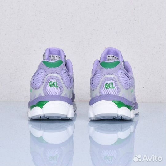 Кроссовки asics