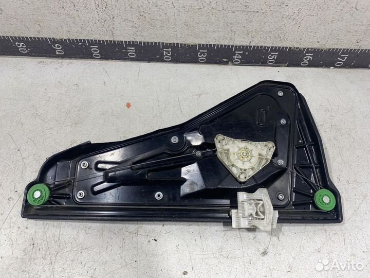 Стеклоподъемник электрический задний правый