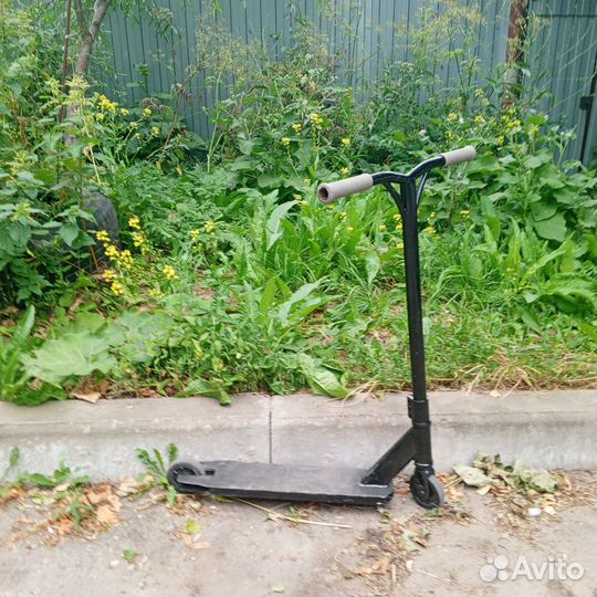 Трюковой самокат