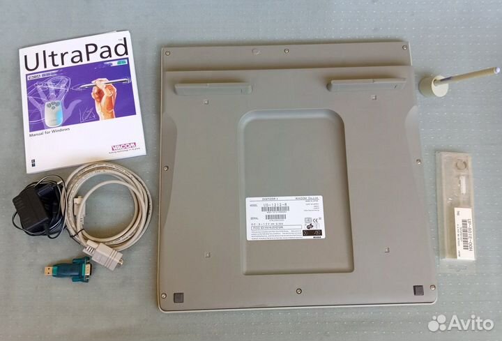Графический планшет Wacom UltraPad UD-1212-R